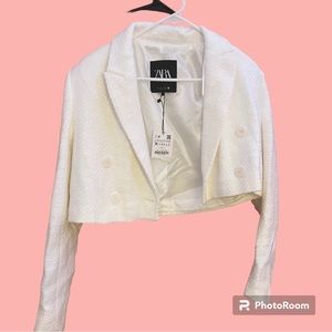Zara cropped white blazer